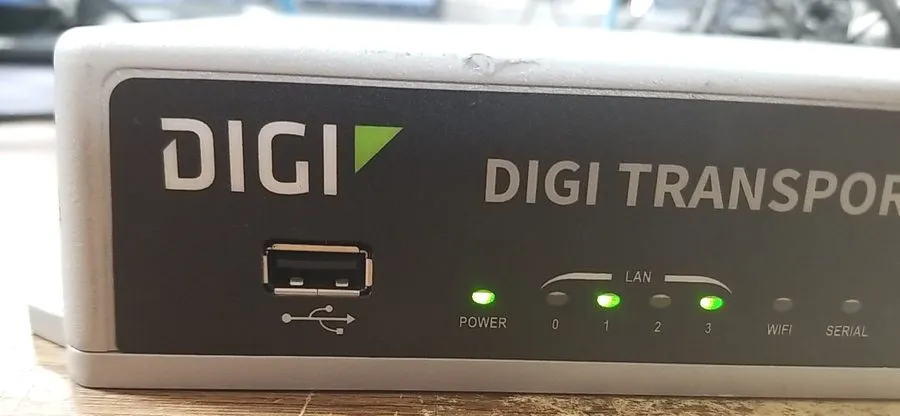 IIoT-устройство Digi TransPort WR44R V2,LTE AP AC RG,DC,WF — фото лота 1