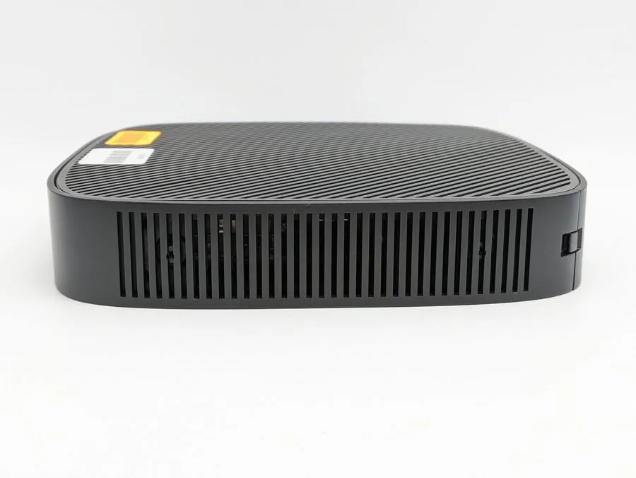 SSD-накопитель HP t640 Thin Client SFF Desktop Ryzen R1505G 8GB DDR4 256GB SSD W