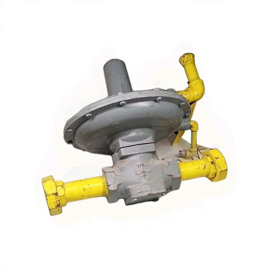 Трубопроводная арматура Invensys 121-12 1-1/12" NPT Gas Regulator