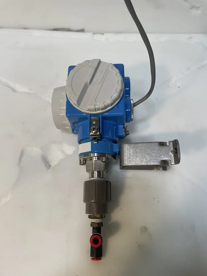 Датчик давления ENDRESS+HAUSER PMC731-051K6H21N1 pressure Tranducer 0-30psi CERA — фото лота 1