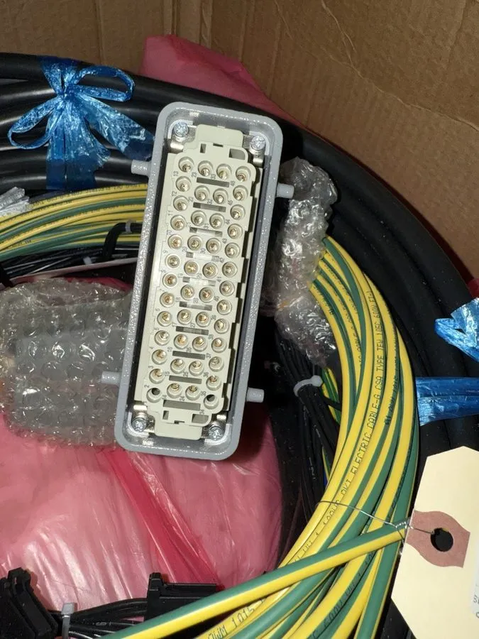 Кабель FANUC RM1 & RP1 Cables A05B-2610-H101 (L=14M) — фото лота 3