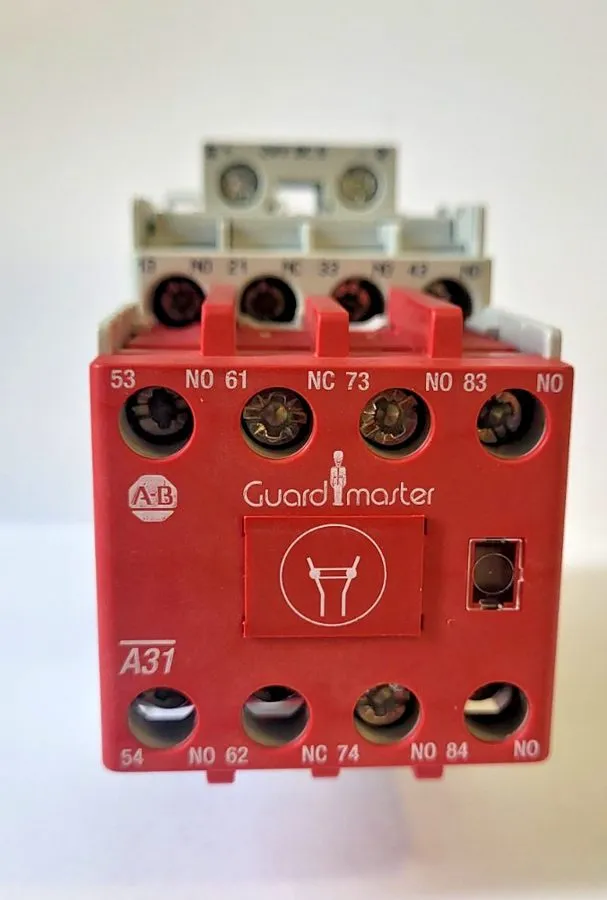 Реле безопасности Allen Bradley 700S-CF620EJC 24 VDC Coil Safety Relay 700-CF310