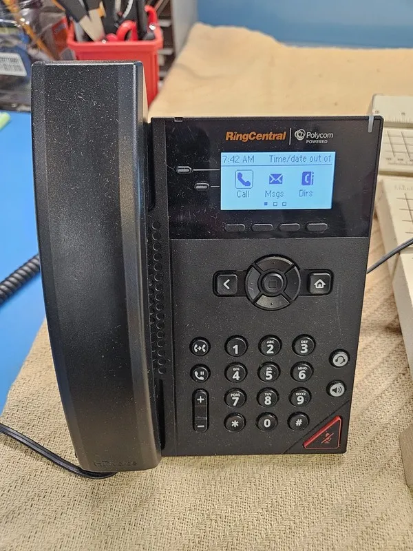 IP-телефон POLYCOM VVX 150 2201-48810-001 BUSINESS IP PHONE