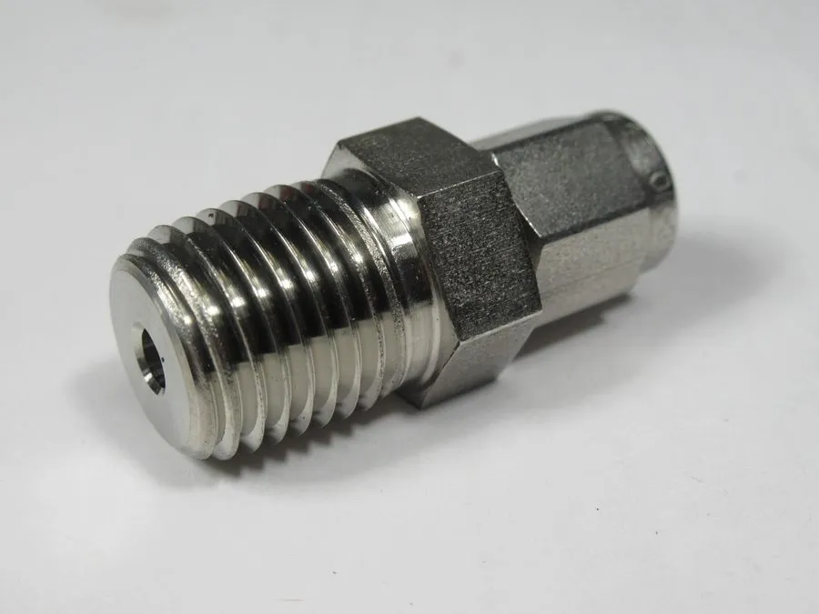 Разъём Swagelok SS-200-1-4 Male Connector Fitting 1/8” Tube OD x 1/4 Male NPT