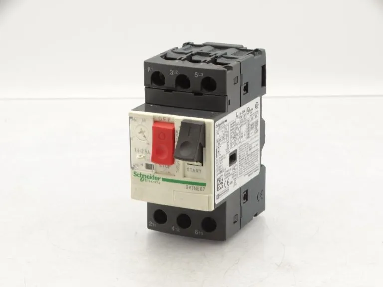 Автоматический выключатель Schneider GV2ME07 Circuit breaker-thermal-magnetic 1.