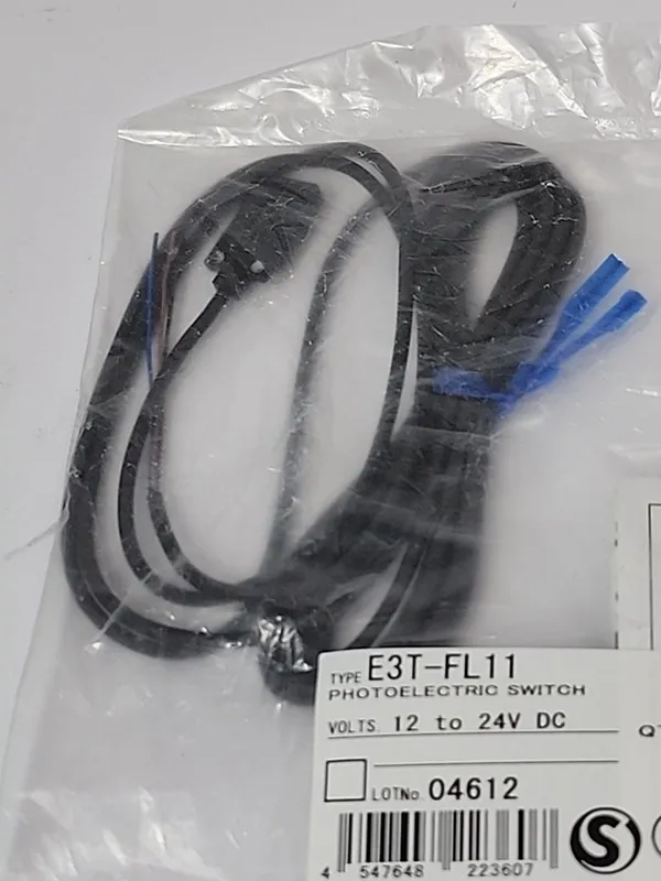 Фотоэлектрический датчик Omron E3T-FL11 2m Ultrathin Photoelectric Switch NPN Se