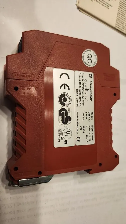 Реле безопасности GUARANTEED! ALLEN-BRADLEY GUARDMASTER SAFETY RELAY 440R-E23160