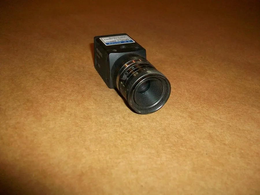 Камера машинного зрения KEYENCE CV-020 CCD Vision Camera w/ 35mm 1:1.9 Lens