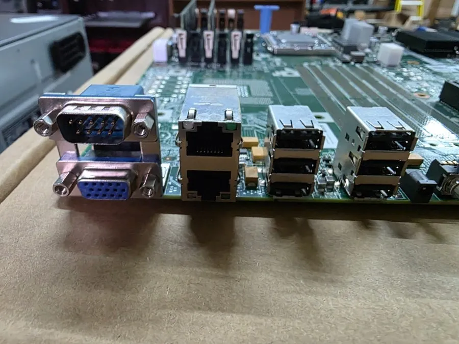 Сервер Dell PowerEdge T320 Server Motherboard CN-07C9XP Xeon E5-2430V2 32GB RAM — фото лота 1