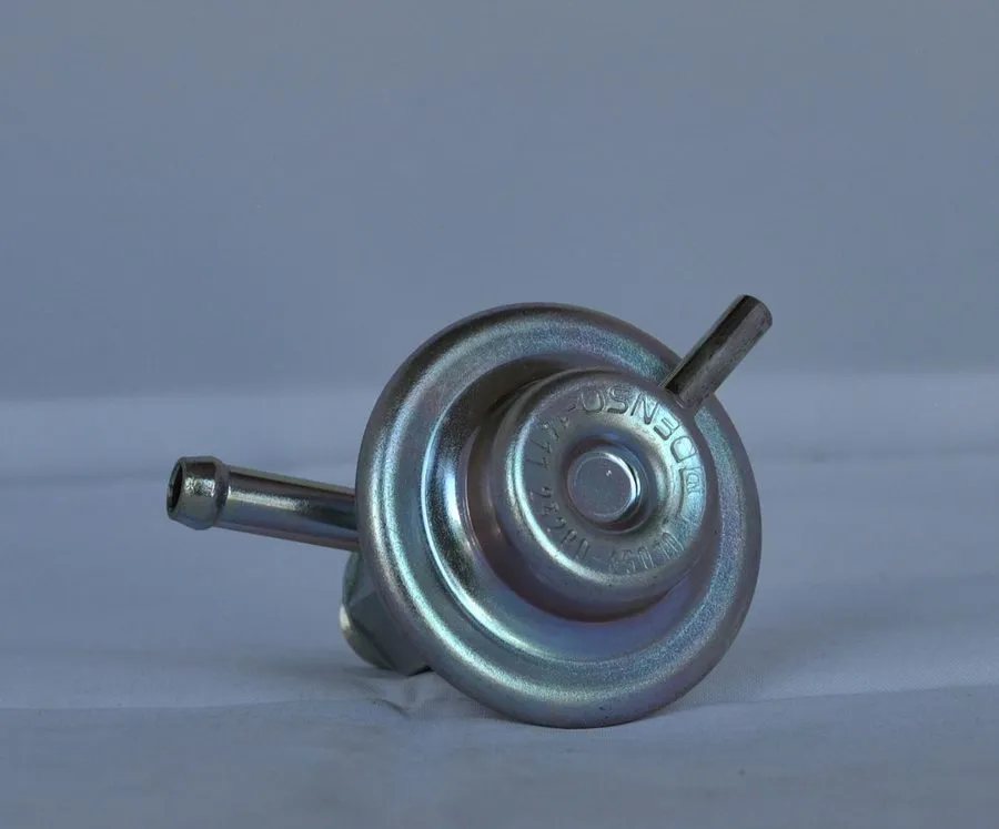 Трубопроводная арматура WVE 5G1360 Fuel Injection Pressure Regulator