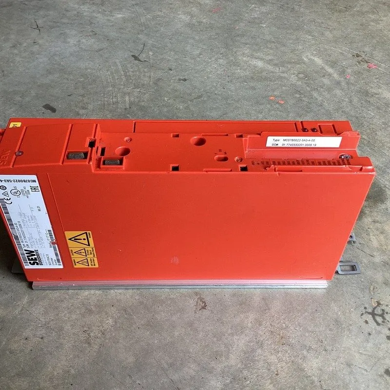 Частотный преобразователь SEW EURODRIVE MOVITRAC MC07B0022-5A3-4-00 AC DRIVE INV