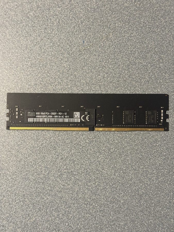 Модуль памяти SK Hynix 8GB DDR4 2933MHz ECC REG RDIMM Server RAM 1Rx8 HMA81GR7CJ