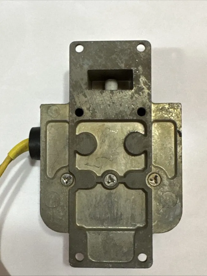 Радар ENGLISH ELECTRIC VALVE CO MG5241 MAGNETRON England Microwave RF FURUNO RAD — фото лота 2