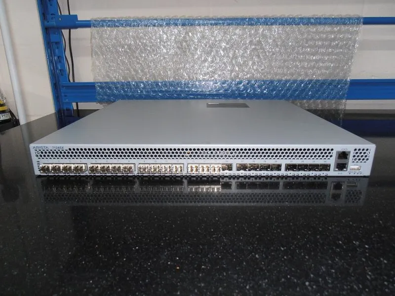 Коммутатор Arista DCS-7124SX-F 24-Port 10Gb SFP+ Network Switch