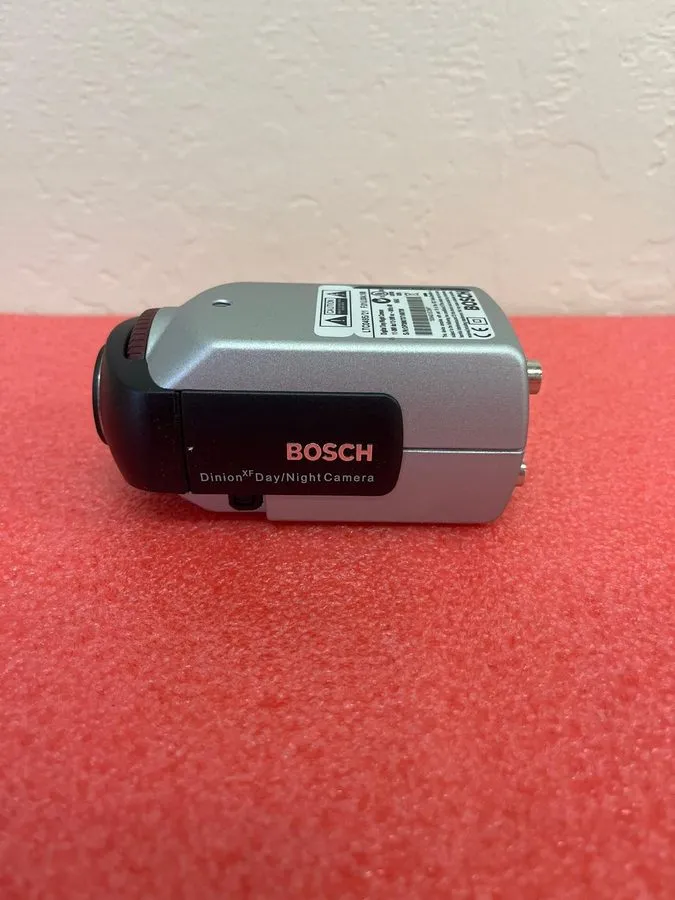 Камера BOSCH LTC0495 1/3'' DAY / NIGHT CAMERA