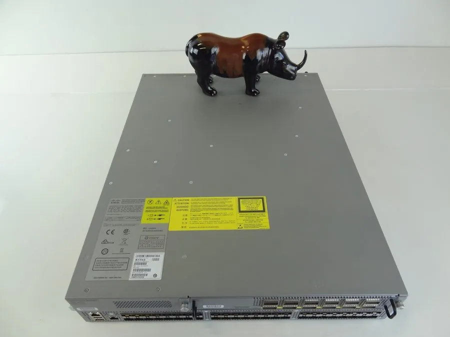 Коммутатор Cisco Nexus N9K-C9396PX 48-Port 10GbE SFP+ Switch w/N9K-M6PQ