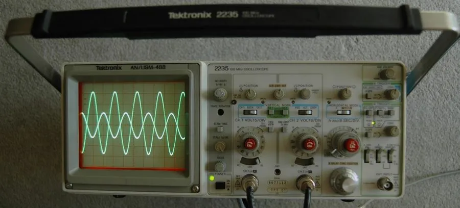 Осциллограф Tektronix AN/USM-488 2235 100 MHz 2 Channel Oscilloscope