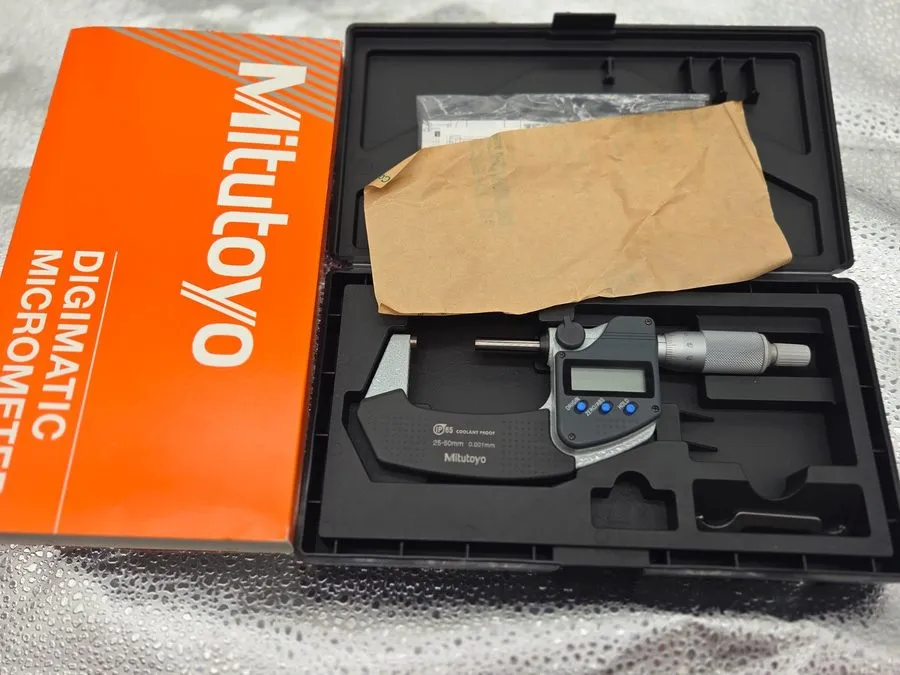Микрометр Mitutoyo 293-241-30 MDC-50PX 25-50mm IP65 Digital Micrometer Metric