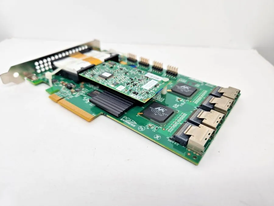 Контроллер LSI MegaRAID SAS 9240-4i L3-25091-03A 4-Port 6Gb SAS/SATA RAID Contro — фото лота 1