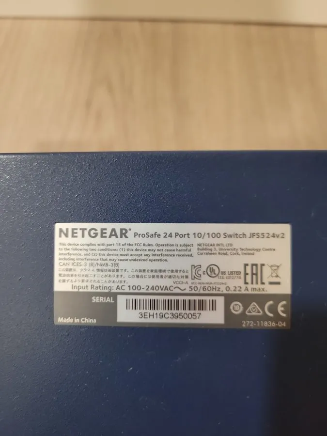 Коммутатор NETGEAR ProSafe JFS524 24-Port Ethernet Network Switch 10/100 Rackmou — фото лота 1
