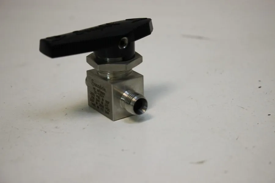 Клапан Swagelok 40G Series Ball Valve 1/4 in. (SS-43GS4)