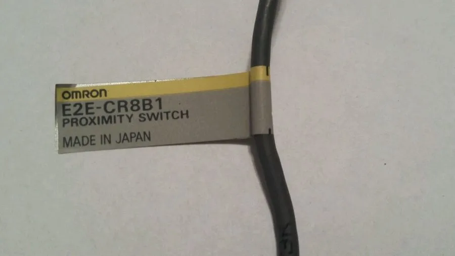 Датчик приближения E2E-CR8B1 Omron Proximity Switch Sensor — фото лота 2