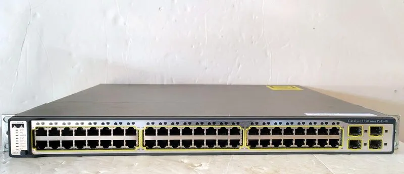 Коммутатор Cisco Catalyst WS-C3750V2-48PS-S 48-Port PoE Switch WS-C3750-48PS-S — фото лота 1