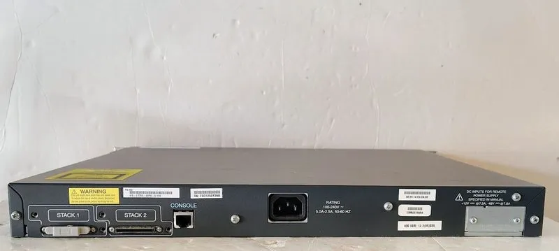 Коммутатор Cisco Catalyst WS-C3750V2-48PS-S 48-Port PoE Switch WS-C3750-48PS-S — фото лота 2