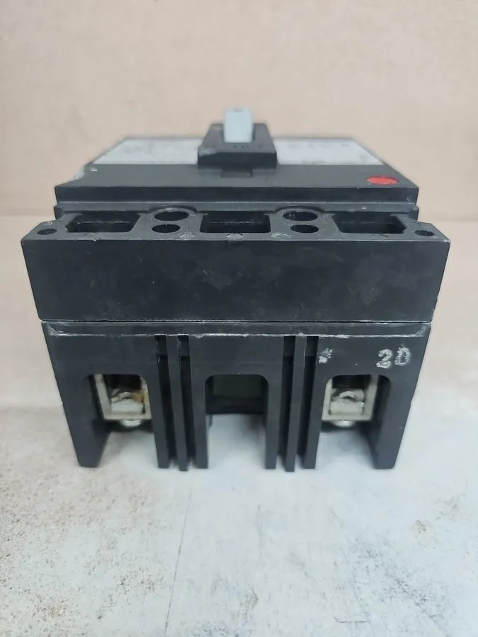 Автоматический выключатель THED124020 General Electric 20A 2P 480V 250VDC Bolt-O