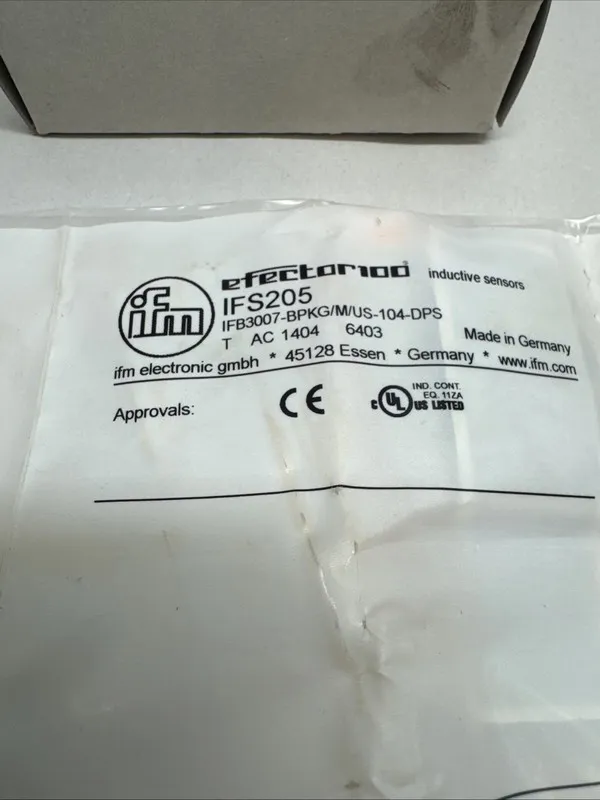 Датчик приближения IFM IFS205 Sensor&Proximity Switch