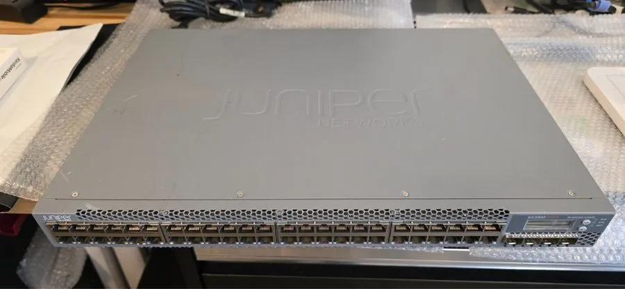 Коммутатор Juniper EX3300-48P 48 Ports PoE+ Gigabit Switch 4x 10GbE SFP+ Ports