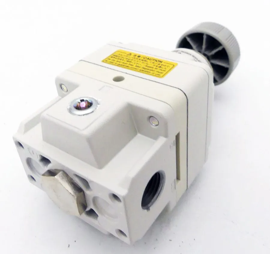 Трубопроводная арматура SMC precision pressure regulator IR2010-F02