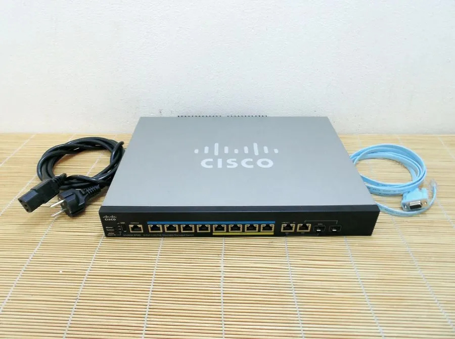Коммутатор Cisco SG350X-8PMD-K9 8x 100M/1G/2.5G PoE+ ports 240W PoE budget manag — фото лота 1