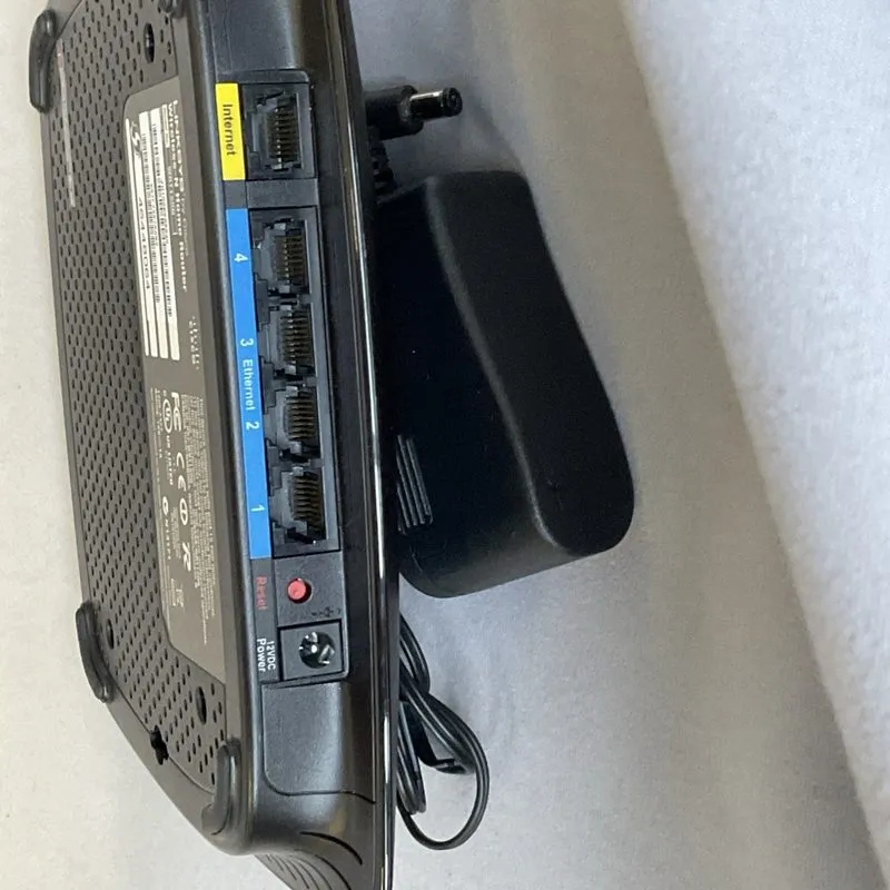 Маршрутизатор Linksys WRT120N 150 Mbps 4-Port 10/100 Wireless N Router — фото лота 4