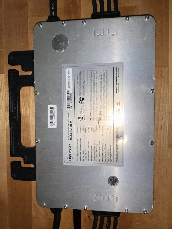 Инвертор Hoymiles HMT-1600N-NA-HM 1600W Solar Microinverter 4-Input 240V — фото лота 1