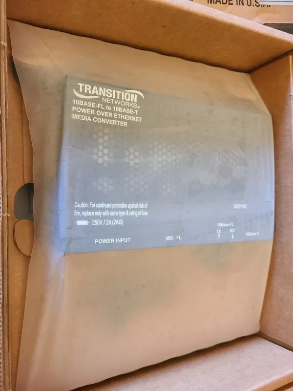 Медиаконвертер Transition Networks SEPOE1013-180 10Base-FL to 10Base-T PoE Media