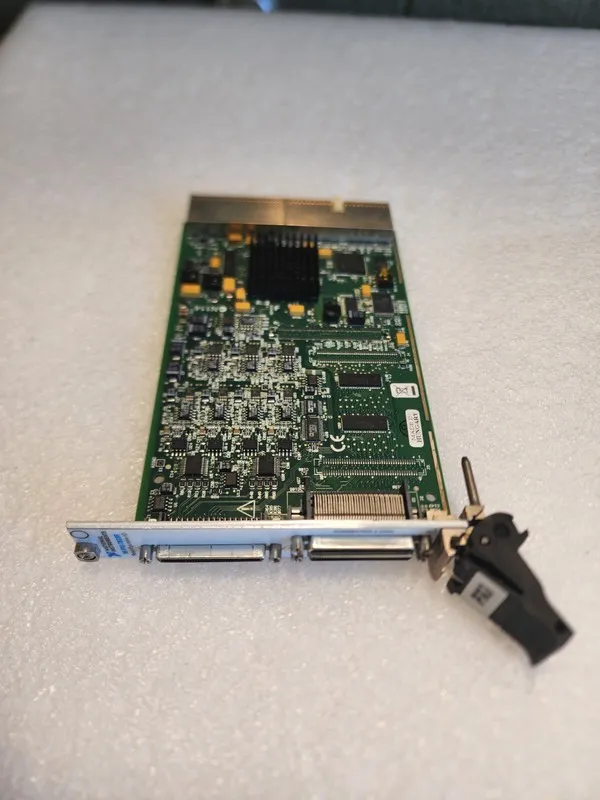 Тестер National Instruments PXI-7833R Reconfigureable I/O completed
