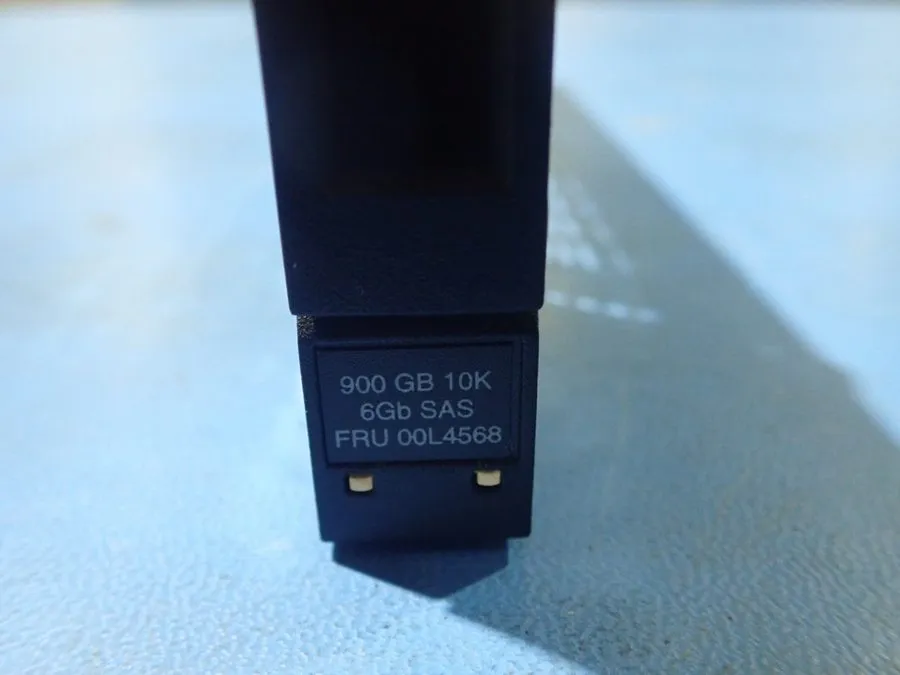 Жёсткий диск IBM 00L4568 900GB 10K RPM 6Gbps Hot Swap SAS SFF HDD Internal Hard  — фото лота 1