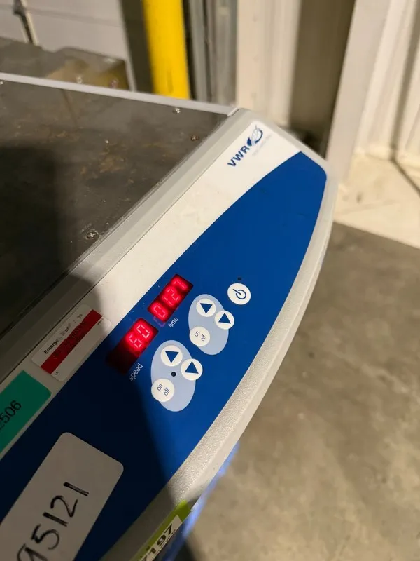 Магнитная мешалка VWR Large Capacity 100L Magnetic Stirrer Model 1000 CAT: 12621