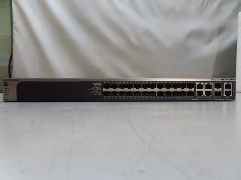 Коммутатор Netgear M5300-28GF3 ProSafe 24-Port Gigabit Managed Network Switch