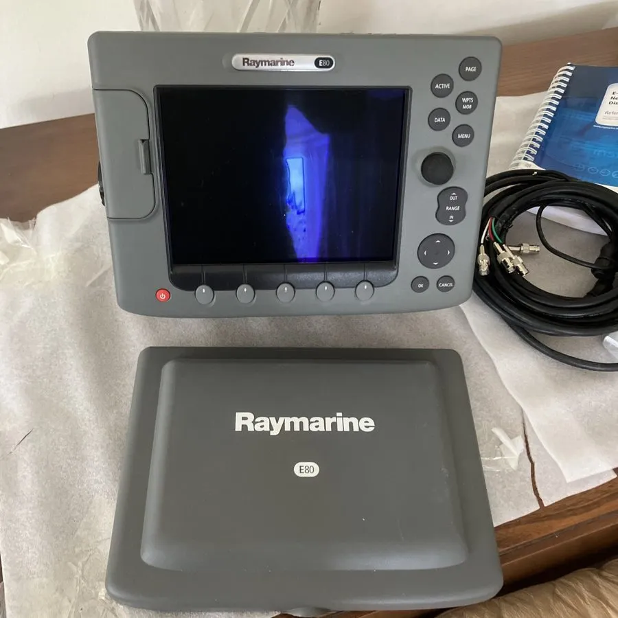 Картплоттер Raymarine E80 E02011 MFD Chartplotter Fishfinder Radar Sonar Classic