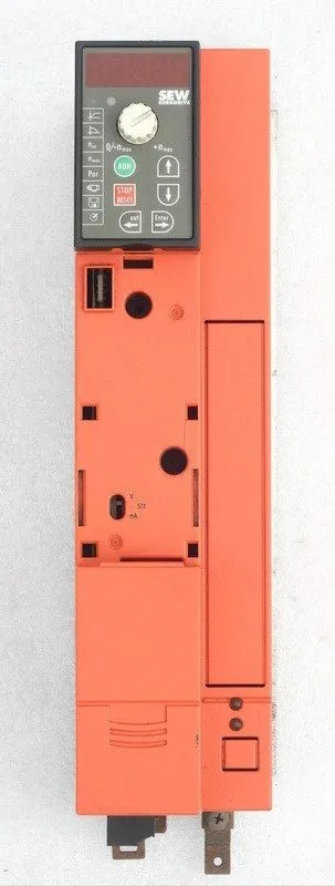 Частотный преобразователь MC07B0040-5A3-4-00