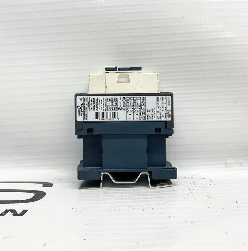 Контактор Schneider Electric LC1D09G7 TeSys Contactor, 3-Pole, 9A Max, 120VAC Co — фото лота 3