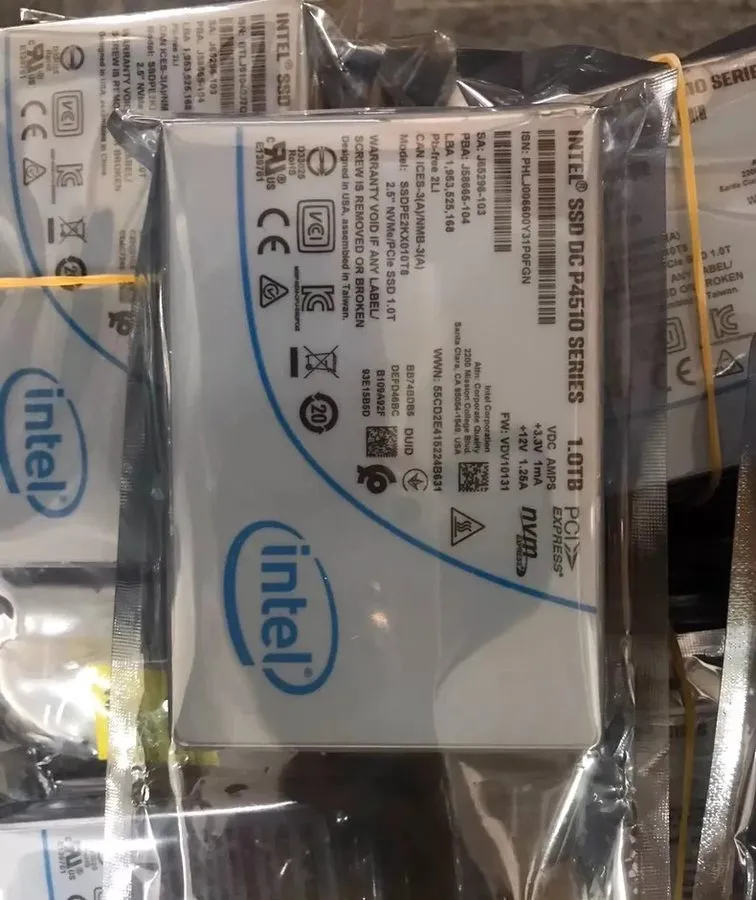 SSD-накопитель SSDPE2KX010T8 Intel DC P4510 1TB NVMe PCIe 3.1x4 3D TLC 2.5" 15mm