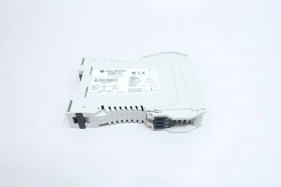 Коммутатор Allen Bradley 1783-US05T Stratix 2000 Ethernet Switch AB