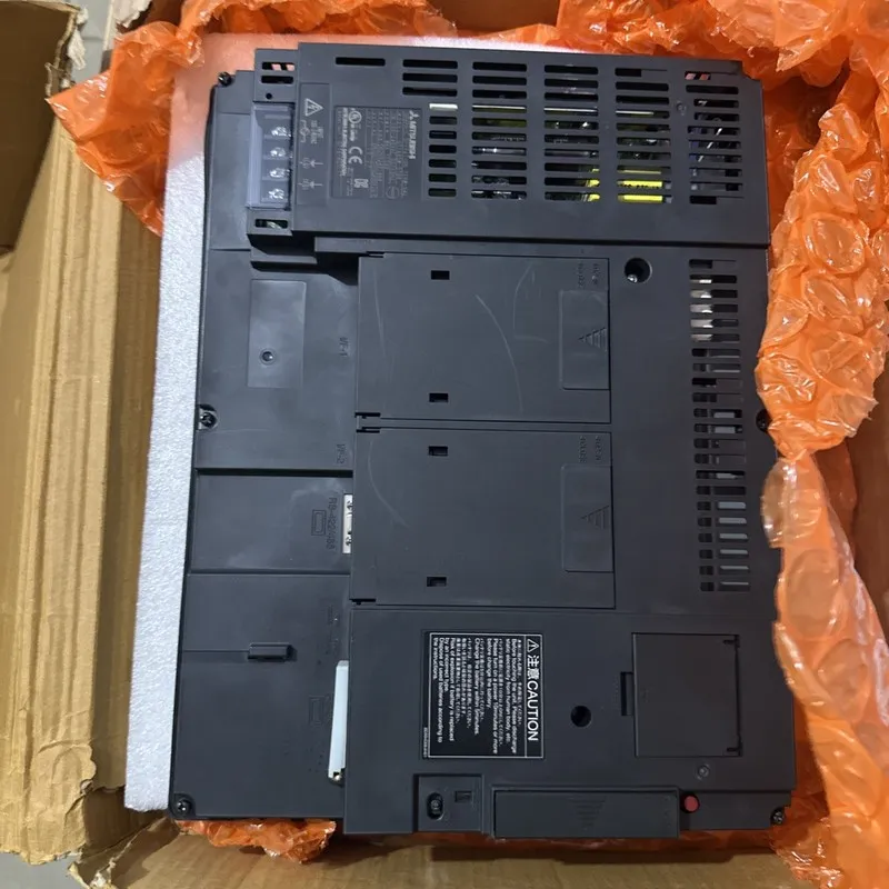 Панель оператора Mitsubishi GT1685-STBA 15" Color Touch Screen HMI Operator Pane — фото лота 2