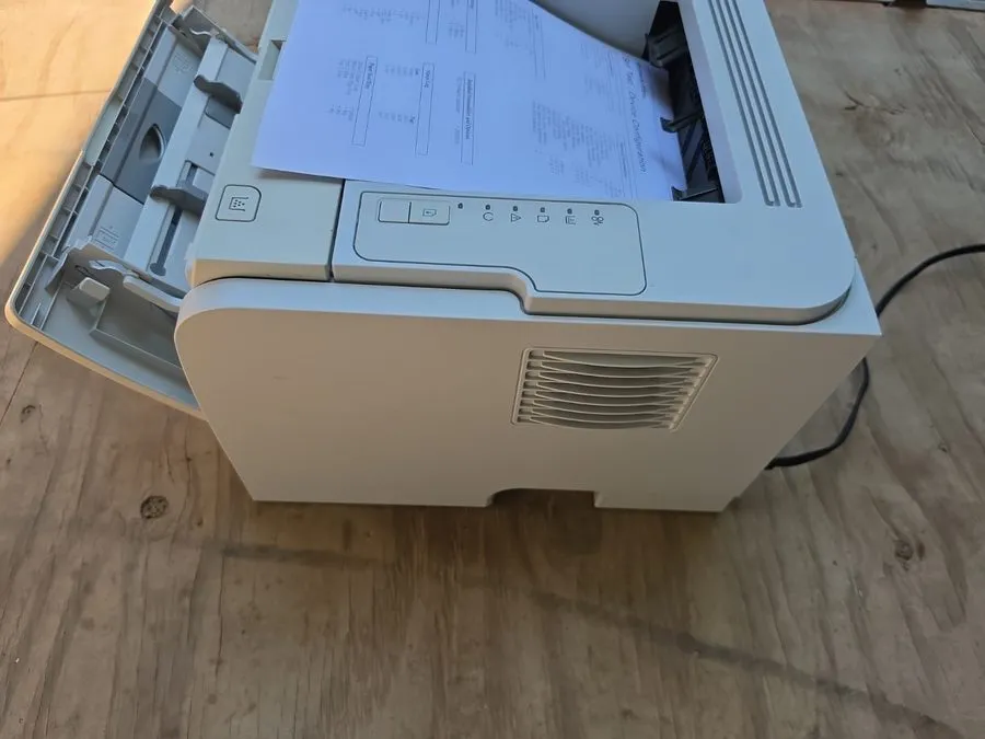 Лазерный принтер HP LaserJet P2035N Laser Printer w/ Toner NO POWER CORD — фото лота 2