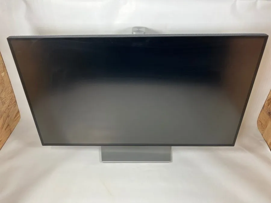 Монитор Dell UltraSharp U2723QE 27" 4K UHD LED Monitor (LINE ON SCREEN)