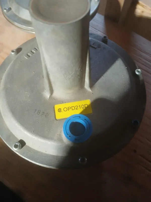 Трубопроводная арматура MAXITROL 325-7AL210D 1-1/2" NPT OPD Gas Regulator Limite — фото лота 2