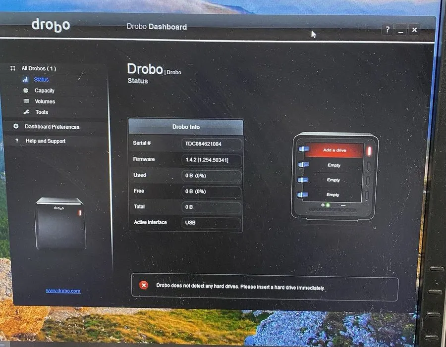 Жёсткий диск Drobo DRO4D-D DAS Storage Array 4-Drive HDD Enclosure USB 2.0 /NO D